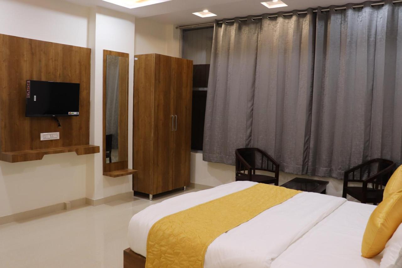 ג'ודפור Hotel Jmb מראה חיצוני תמונה