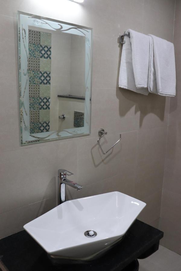 ג'ודפור Hotel Jmb מראה חיצוני תמונה